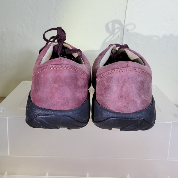 Womans Keen Low Top Hiking Shoes Red Size 6.5 - Picture 5 of 7